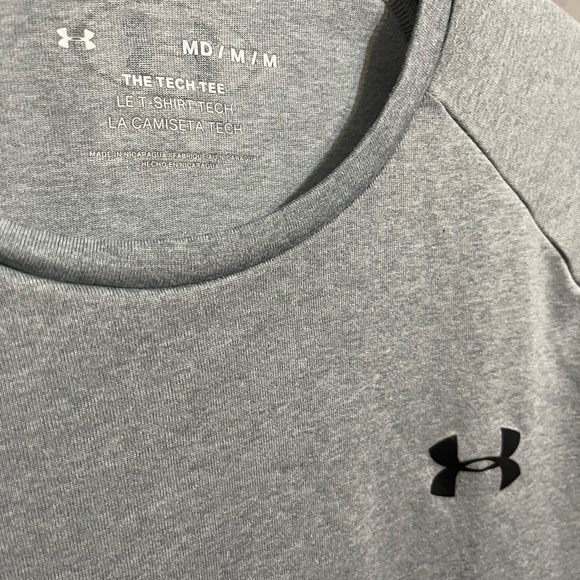 MEN’S UNDER ARMOUR SHORT SLEEVE SHIRT SZ MEDIUM THE TECH TEE. #218 - Picture 2 of 3